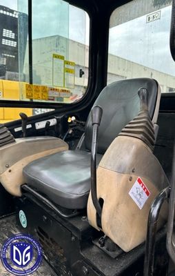 303.5 حفرة Caterpillar 3.5 طن مستعملة متعددة الاستخدامات للبناء
