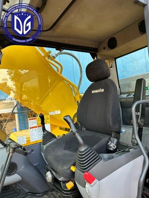 كوماتسو PC400-8 مستعملة 40 طن الحفرة الزحف الأصلية مع قوة حفر عالية