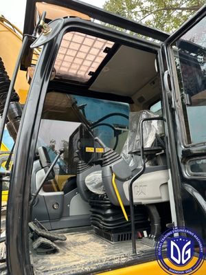 حفرة كتربيلر كراولر CAT320D مستعملة، نموذج كلاسيكي، مخزون غني، مرحبًا بشرائها.