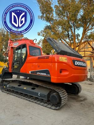 محفر دوسان DX225 مستعمل 22,5 طن تقريبا جديدا مع موثوقية عالية