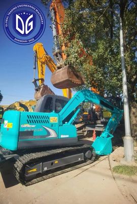 مكعب كوبيلكو 7.5 طن مع نظام دفع قوي