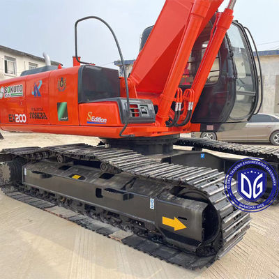 حفرة هيتاشي EX200 ذات 20 طن في حالة ممتازة للبيع