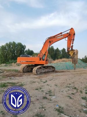 حفرة دوسان DX500LC مستعملة 50 طن مع التحكم الدقيق في الحفر