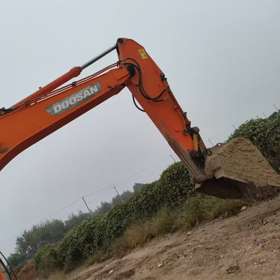 الحفرة الهيدروليكية المستخدمة الأصلية Doosan DX300LCA مع محرك DE08TIS للبيع الحفرة الزحفية