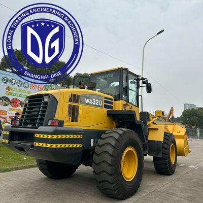 محمول هيدروليك Komatsu Wa320 متعدد الاستخدامات للتعامل مع المواد بسرعة وسهولة