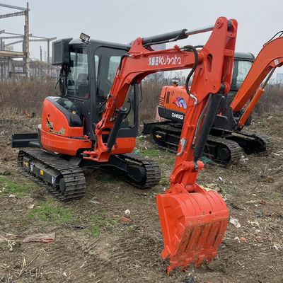 حفرة Kubota U35 تجعل عملك أسرع وأسهل مع صيانة مريحة