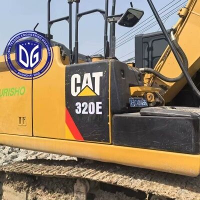 حفار كاتربيلر الياباني CAT320E حفار هيدروليكي عالي الطاقة بوزن 20 طن حفار مستعمل موفر للوقود شديد التحمل للبيع الساخن