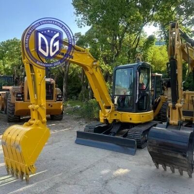 اليابان المستخدمة كوماتسو PC40 الحفرة المصغرة 4 طن الحفرة الهيدروليكية الصغيرة ساعات عمل منخفضة